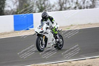 media/Apr-18-2025-TrackDaz (Fri) [[45f5874c44]]/A Group/Session 3 (Turn 6 - Outside)/